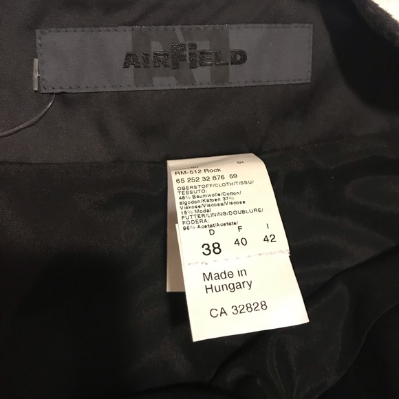 Airfield skirt - Picture 2 of 4